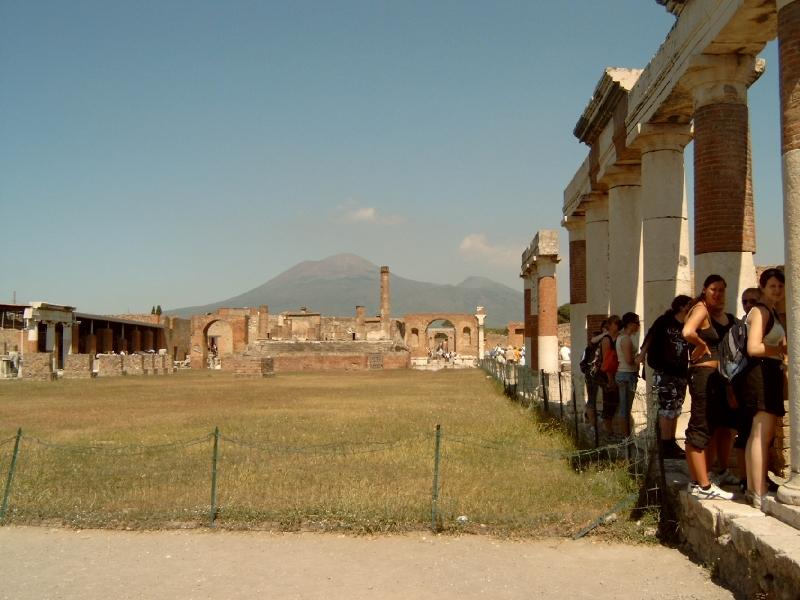 Pompeji_Forum_1.jpg
